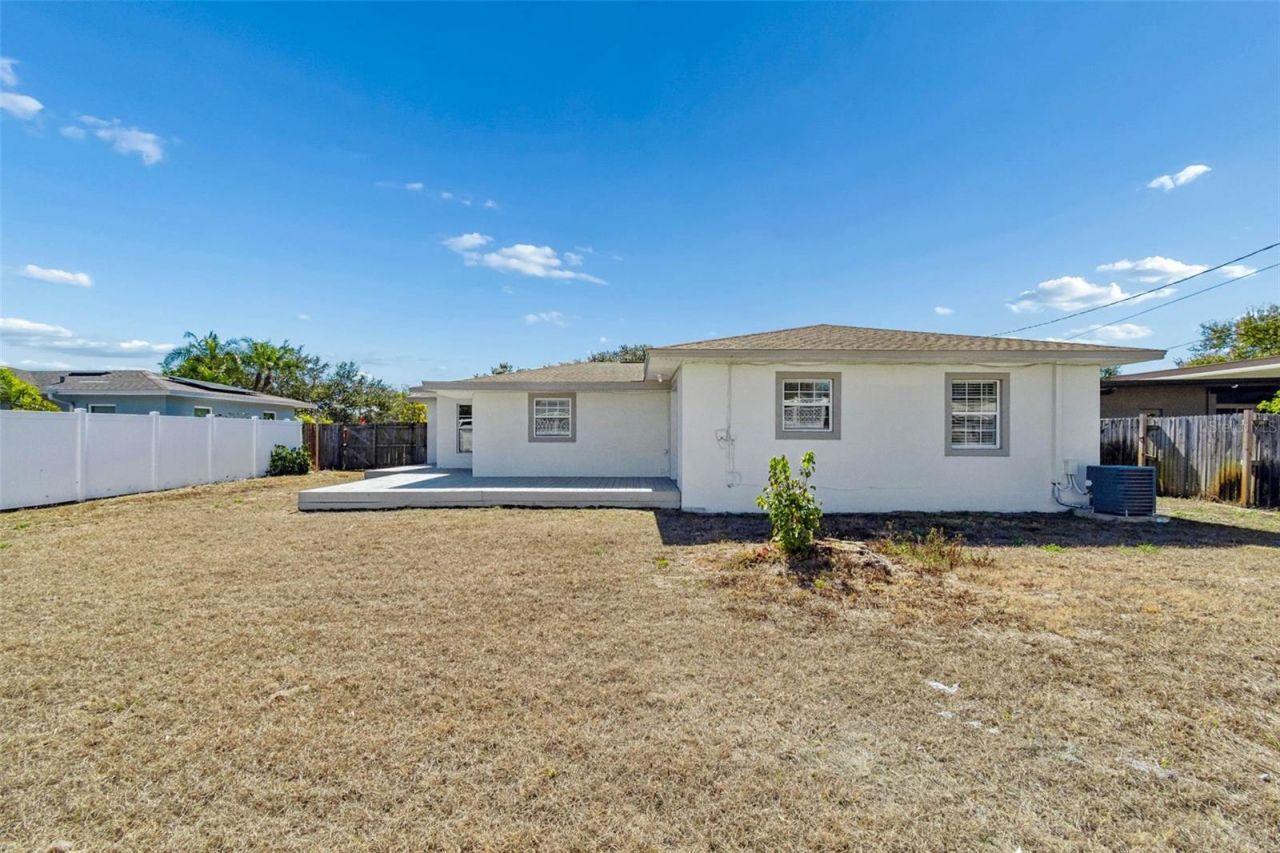 6041 5th Avenue N, Saint Petersburg, FL 33710 Photo