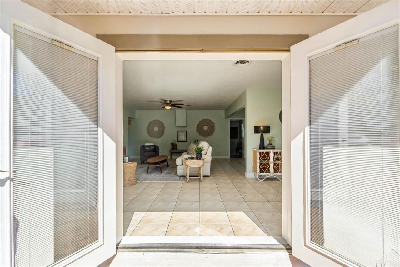 6041 5th Avenue N, Saint Petersburg, FL 33710 Photo