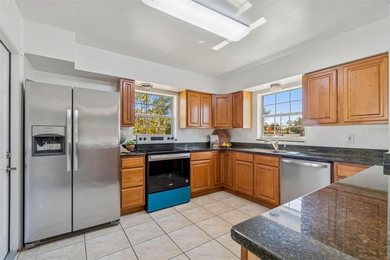 6041 5th Avenue N, Saint Petersburg, FL 33710 Photo