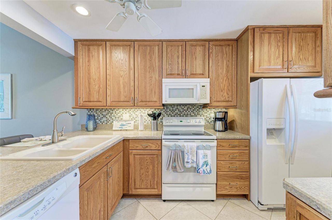 446 Cerromar Road, Unit 293, Venice, FL 34293 Photo