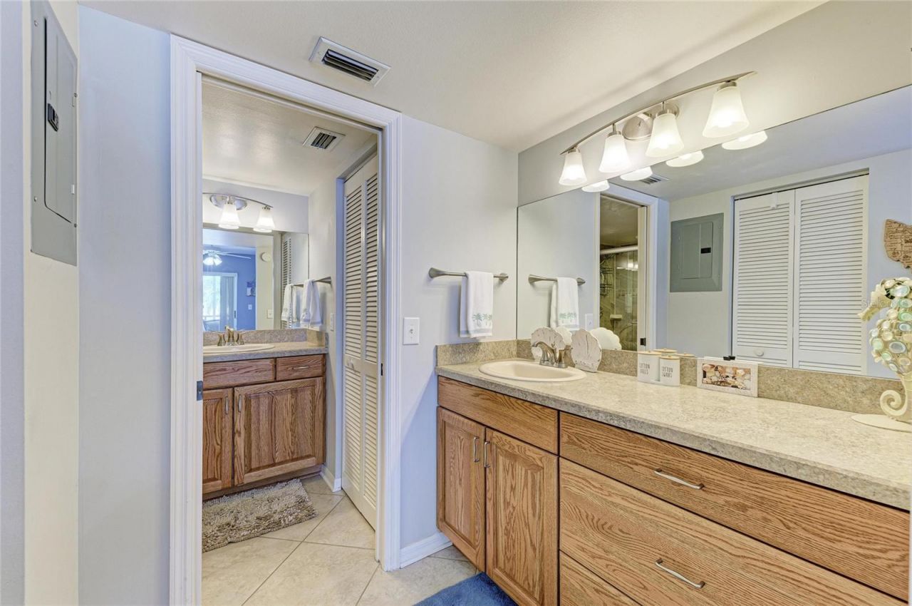 446 Cerromar Road, Unit 293, Venice, FL 34293 Photo