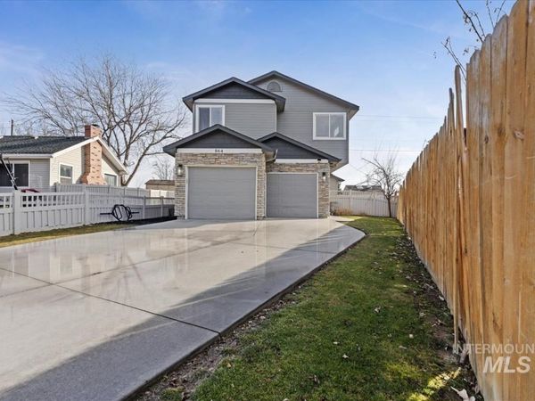 864 N Britt Pl, Meridian, ID 83642