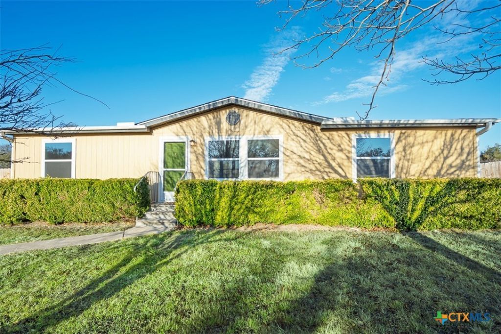 105 Grace Road, Belton, TX 76513 Main Photo