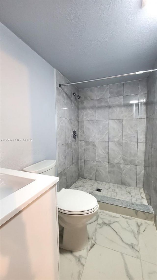 8613 Beekman Dr, Miramar, FL 33025 Photo