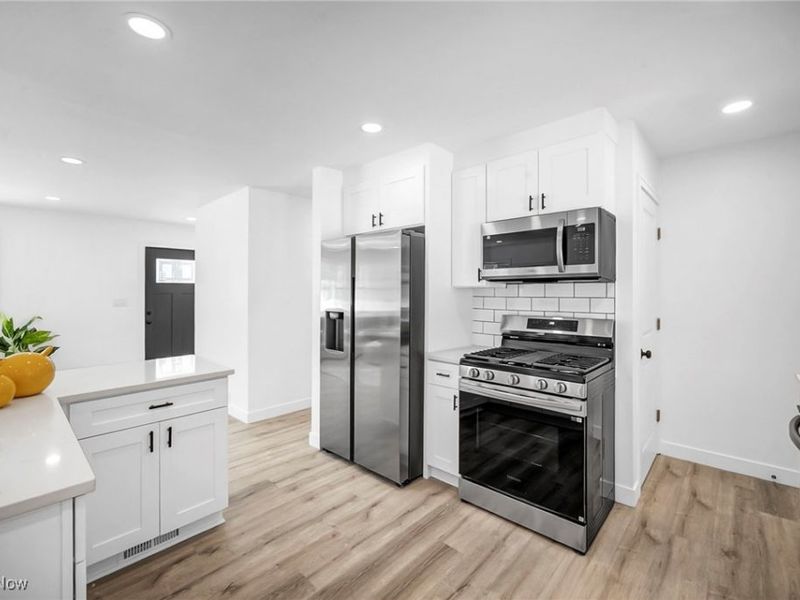 9021 Billings Road, Kirtland, OH 44094 Photo 11