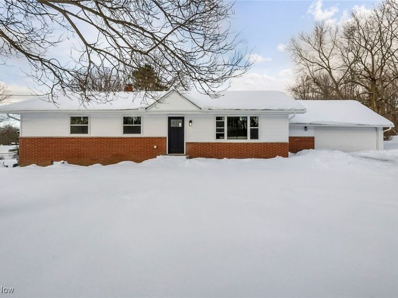 9021 Billings Road, Kirtland, OH 44094 Photo 2