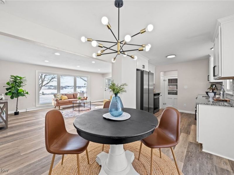 9856 Market Avenue N, Hartville, OH 44632 Photo 19