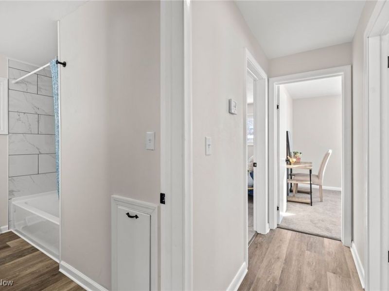 9856 Market Avenue N, Hartville, OH 44632 Photo 28