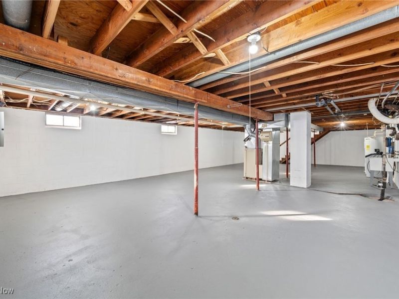 9856 Market Avenue N, Hartville, OH 44632 Photo 37