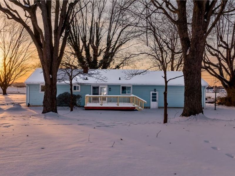 9856 Market Avenue N, Hartville, OH 44632 Photo 4