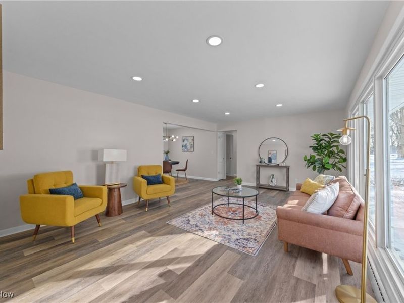 9856 Market Avenue N, Hartville, OH 44632 Photo 6