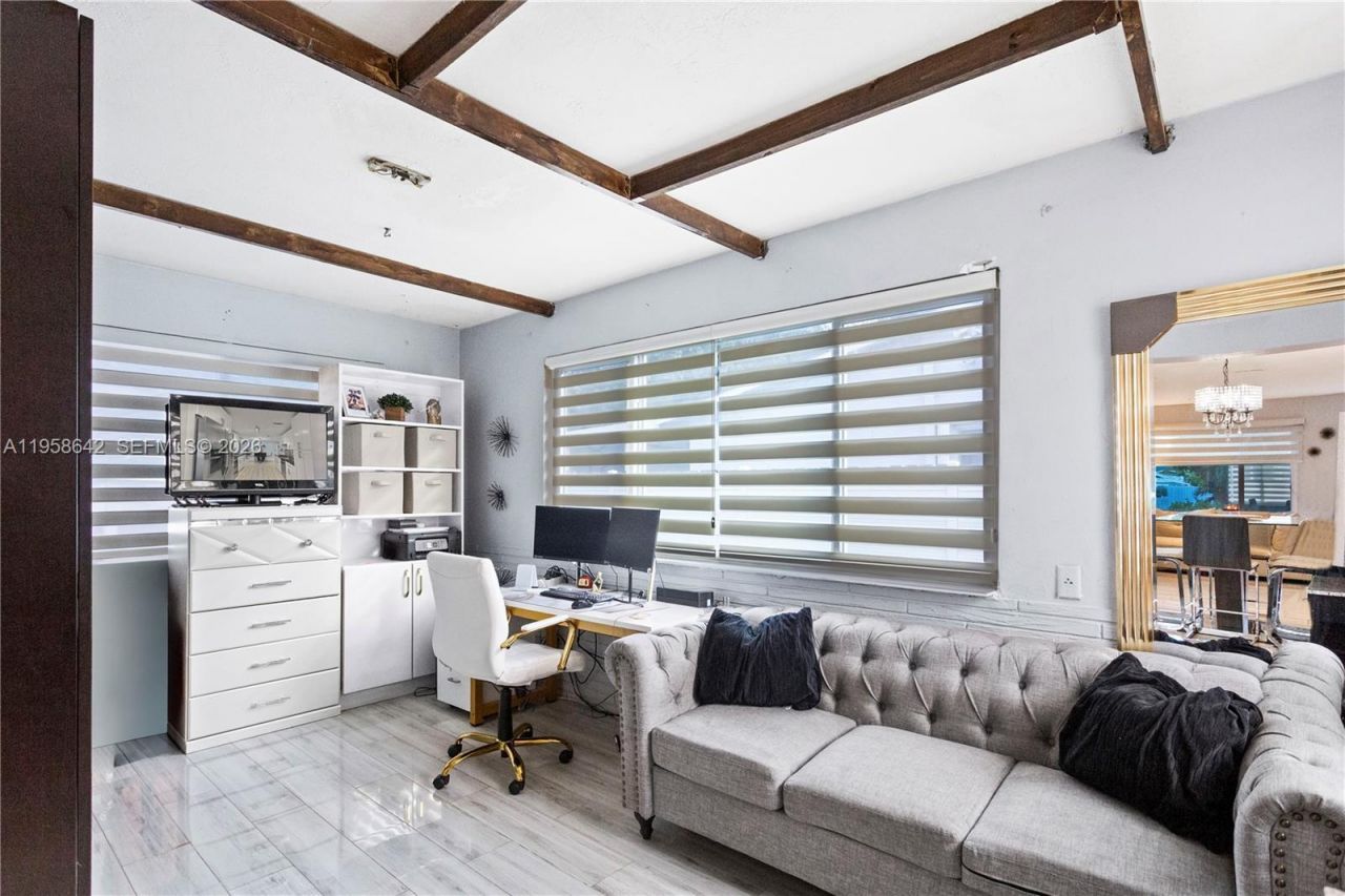 821 N 73rd Ter, Hollywood, FL 33024 Photo