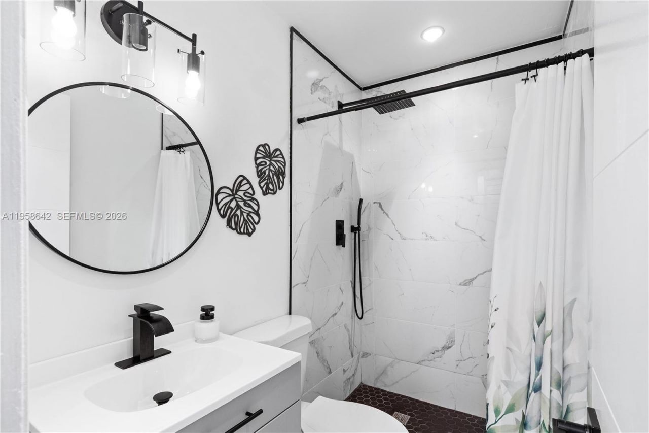 821 N 73rd Ter, Hollywood, FL 33024 Photo