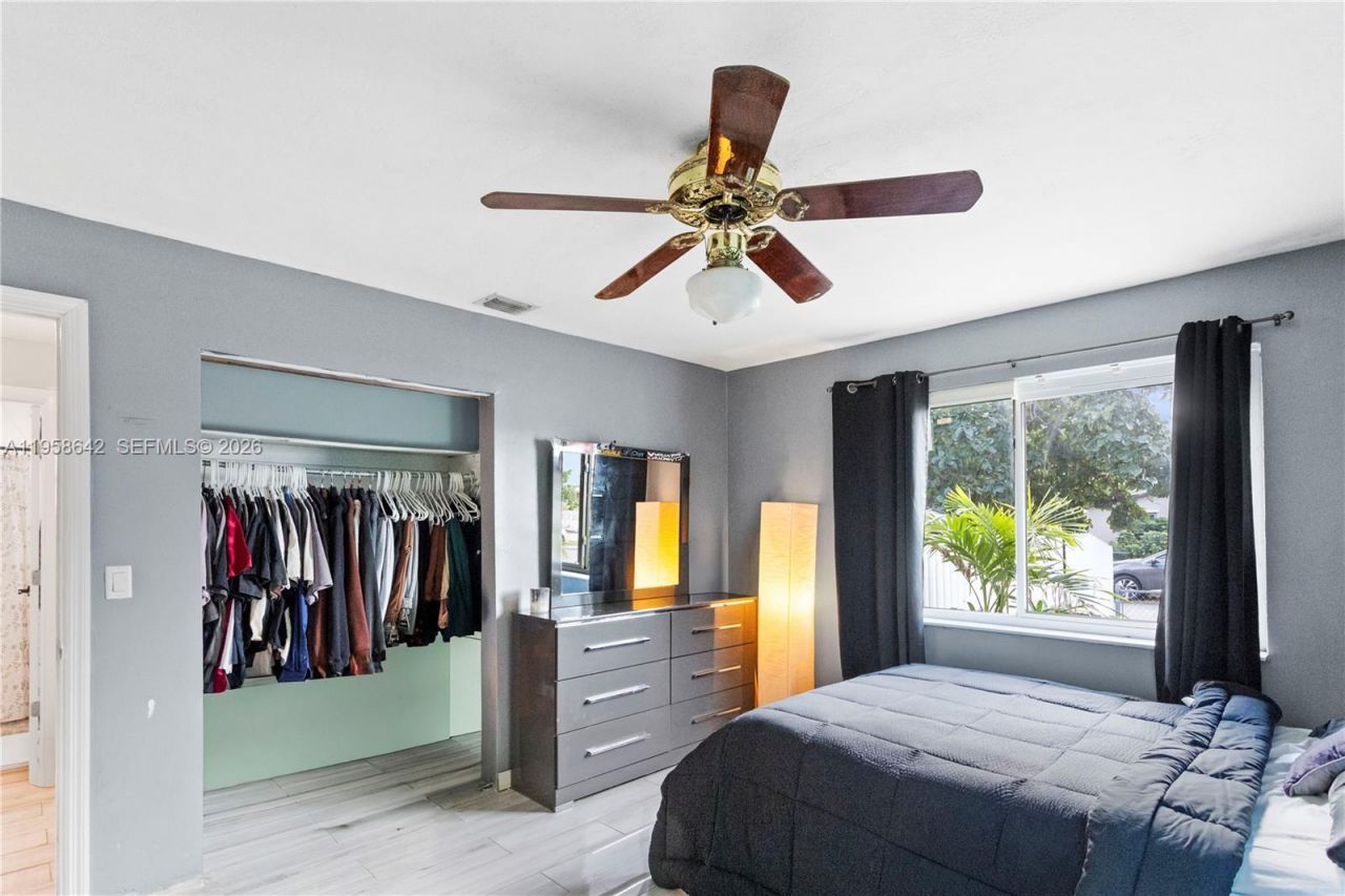 821 N 73rd Ter, Hollywood, FL 33024 Photo