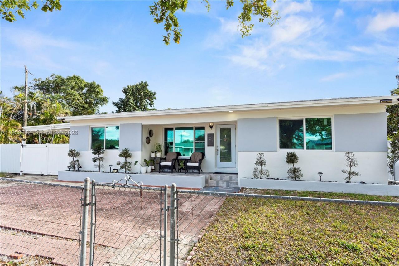 821 N 73rd Ter, Hollywood, FL 33024 Photo