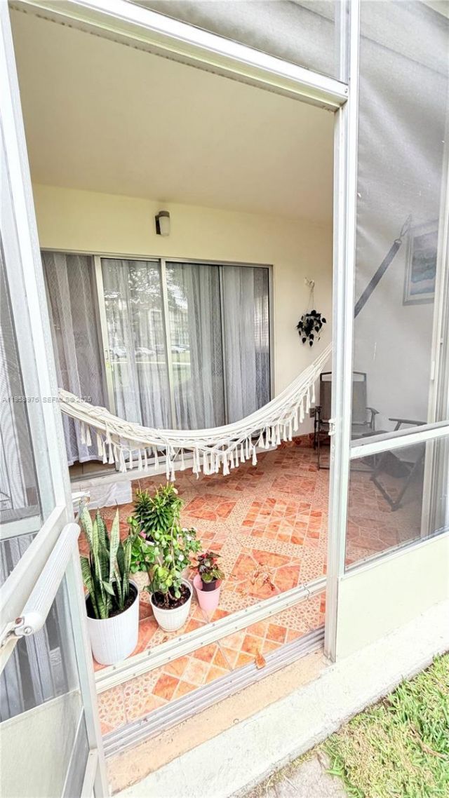 1200 SW 130th Ave, Unit 101G, Pembroke Pines, FL 33027 Photo