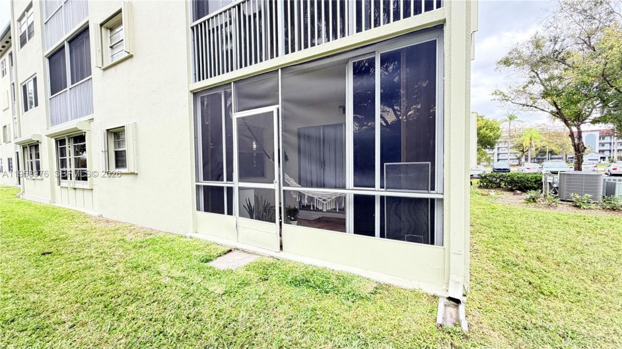 1200 SW 130th Ave, Unit 101G, Pembroke Pines, FL 33027 Photo