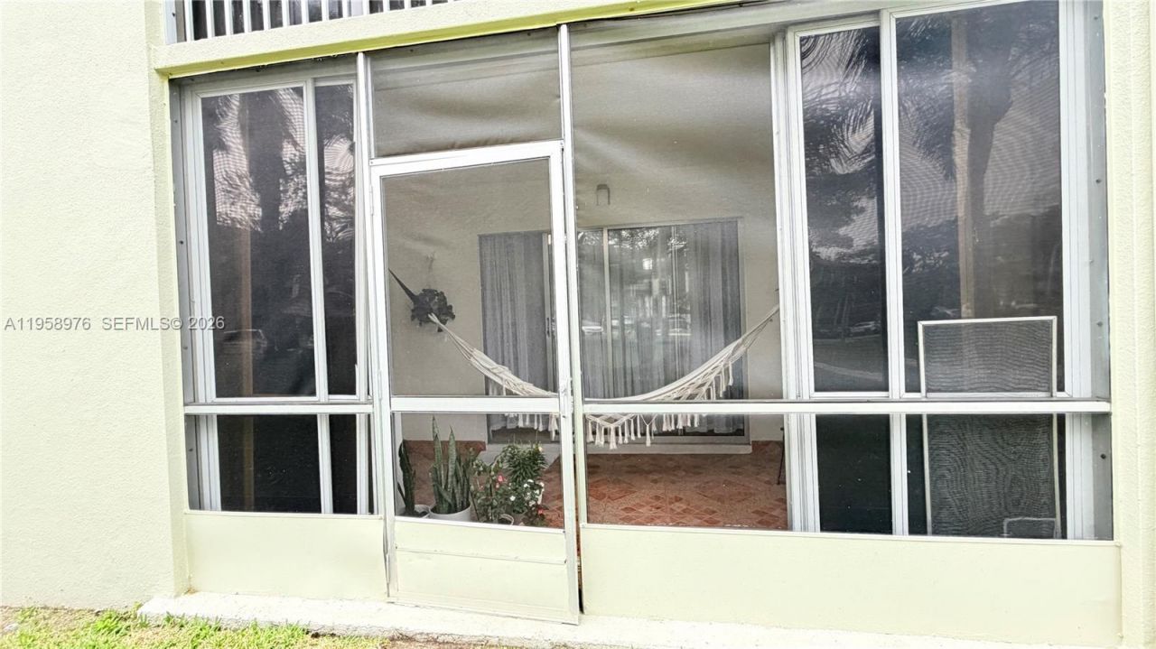 1200 SW 130th Ave, Unit 101G, Pembroke Pines, FL 33027 Photo