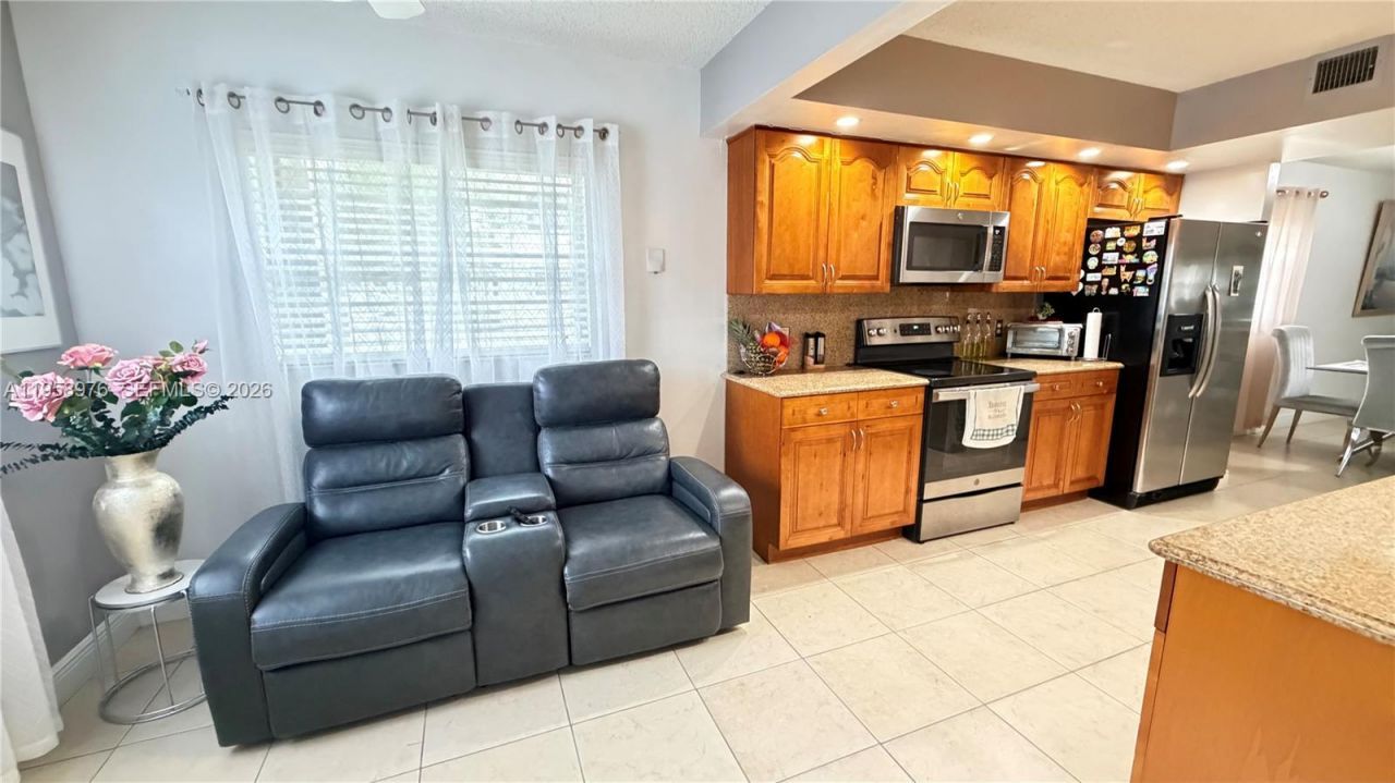 1200 SW 130th Ave, Unit 101G, Pembroke Pines, FL 33027 Photo