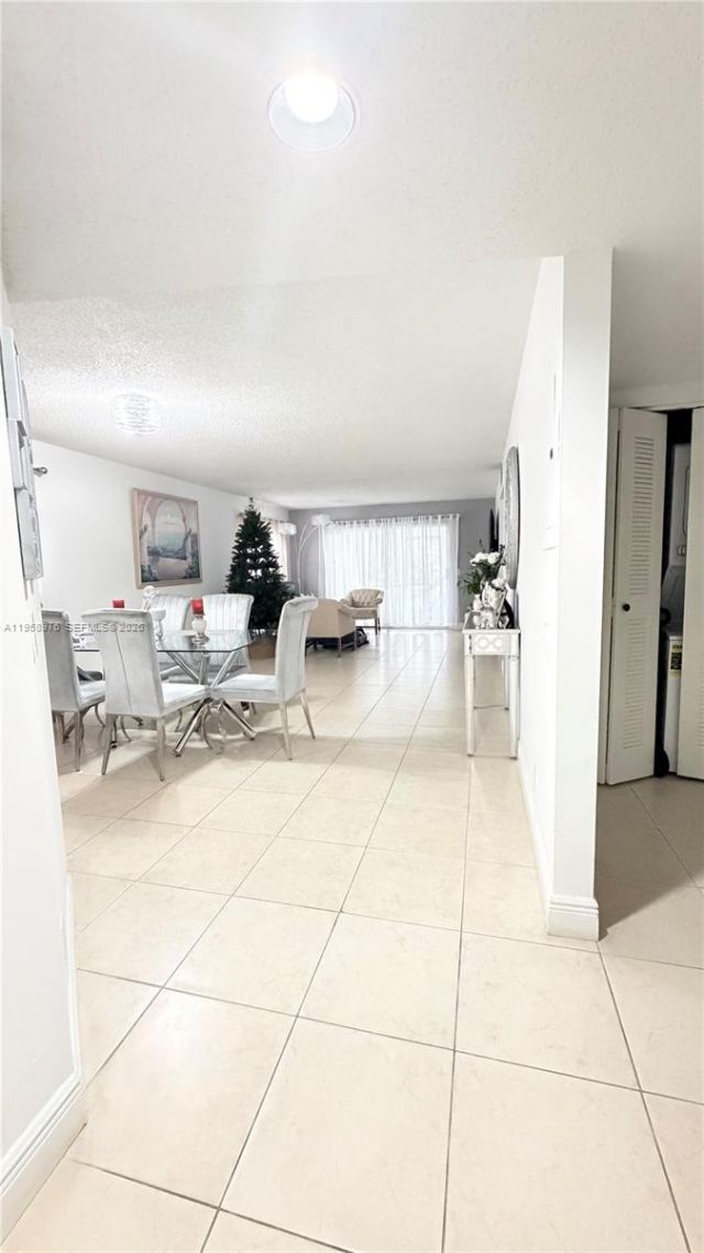 1200 SW 130th Ave, Unit 101G, Pembroke Pines, FL 33027 Photo