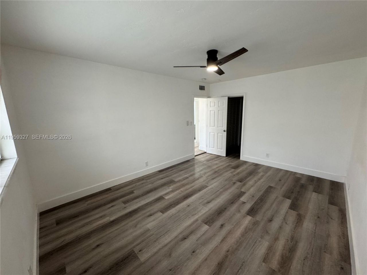 630 Layne Blvd , Unit 211, Hallandale Beach, FL 33009 Photo