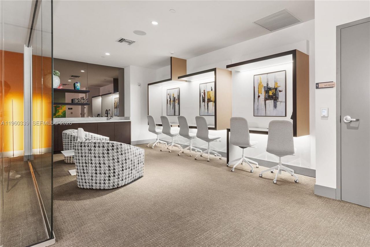 5350 NW 84th Ave, Unit 2007, Doral, FL 33166 Photo