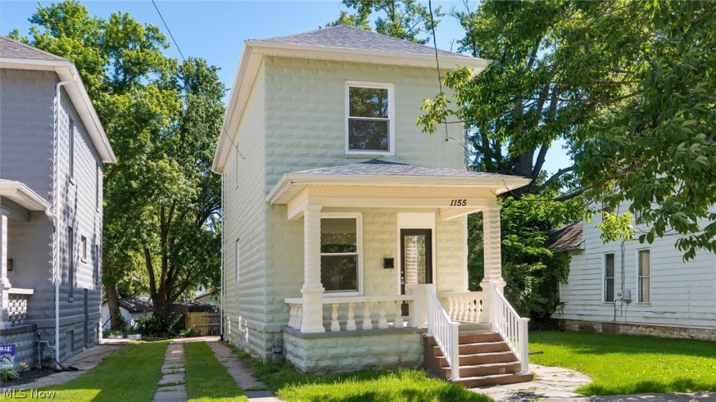 1155 Roosevelt Avenue, Zanesville, OH 43701 Main Photo
