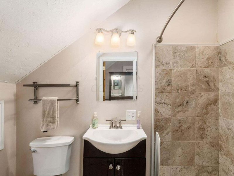 2339 Summit Street, Columbus, OH 43202 Photo 30