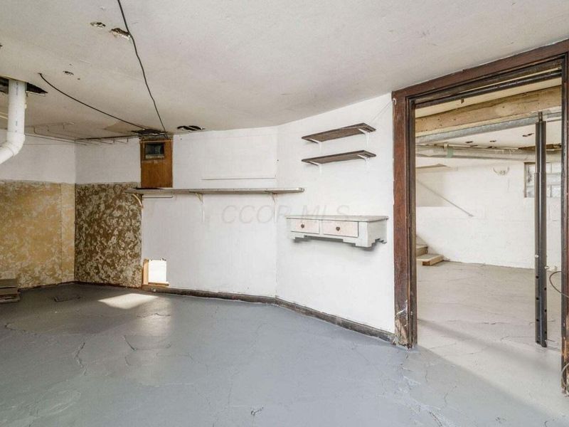 2339 Summit Street, Columbus, OH 43202 Photo 36