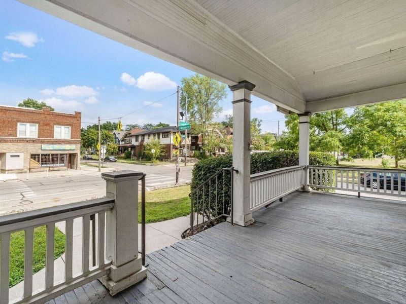 2339 Summit Street, Columbus, OH 43202 Photo 5