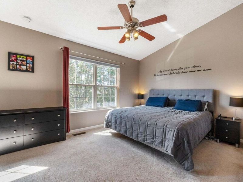 1138 Devlin Court, Columbus, OH 43228 Photo 18