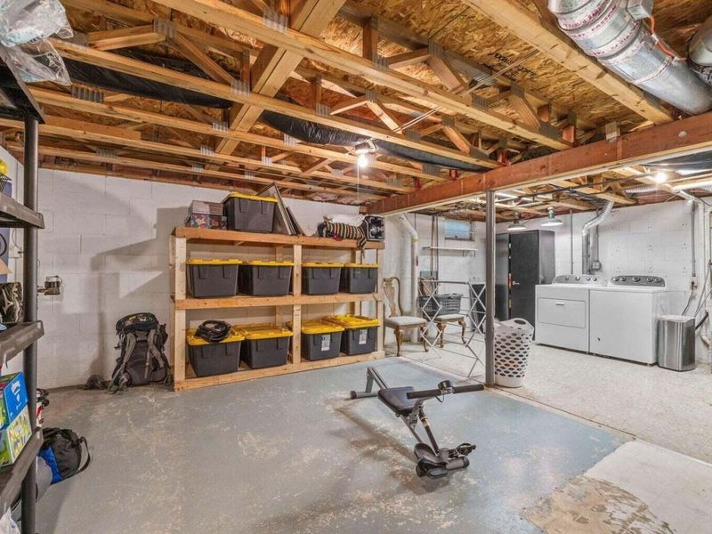 1138 Devlin Court, Columbus, OH 43228 Photo 33