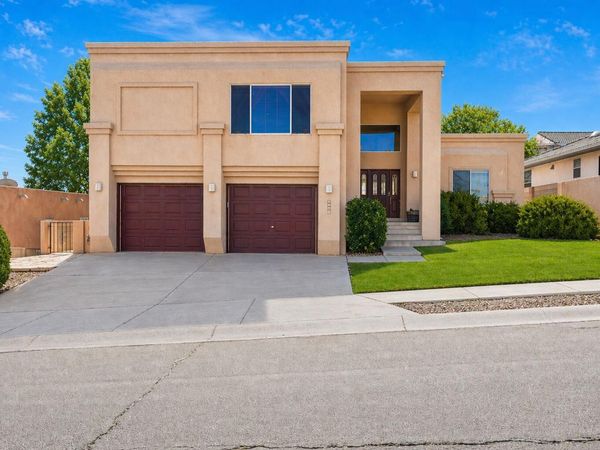 4532 Chadwick Road NW, Albuquerque, NM 87120