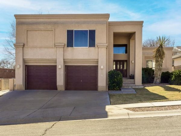 4532 Chadwick Road NW, Albuquerque, NM 87120