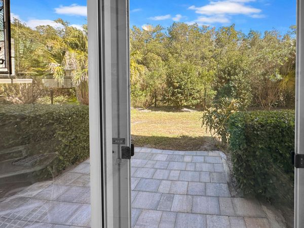 720 Lake Orchid Circle, Unit 102, Vero Beach, FL 32962