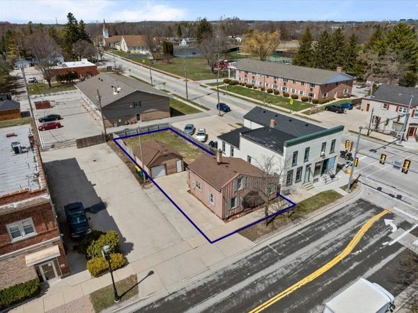 117 S Mill STREET, Saukville, WI 53080