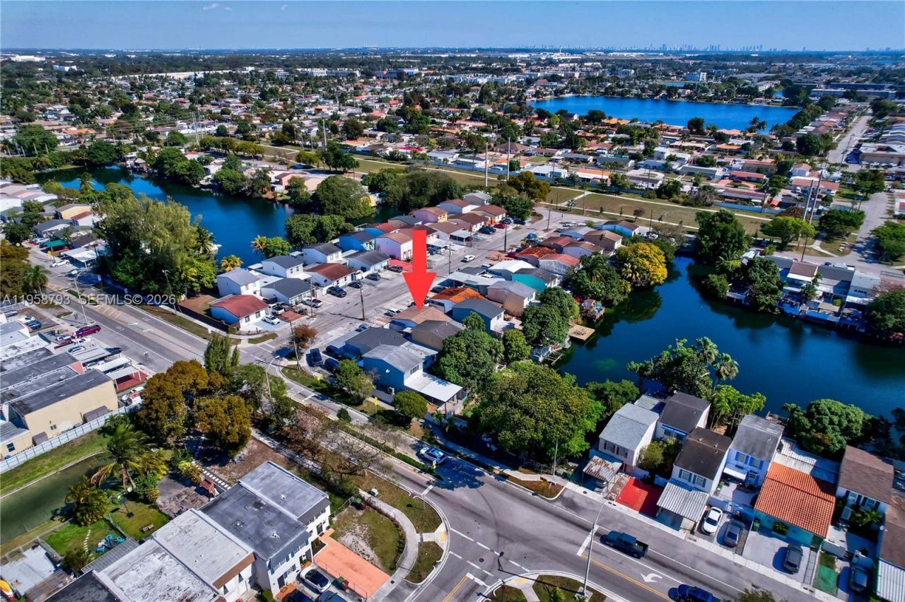 1594 W 73rd St, Hialeah, FL 33014 Photo