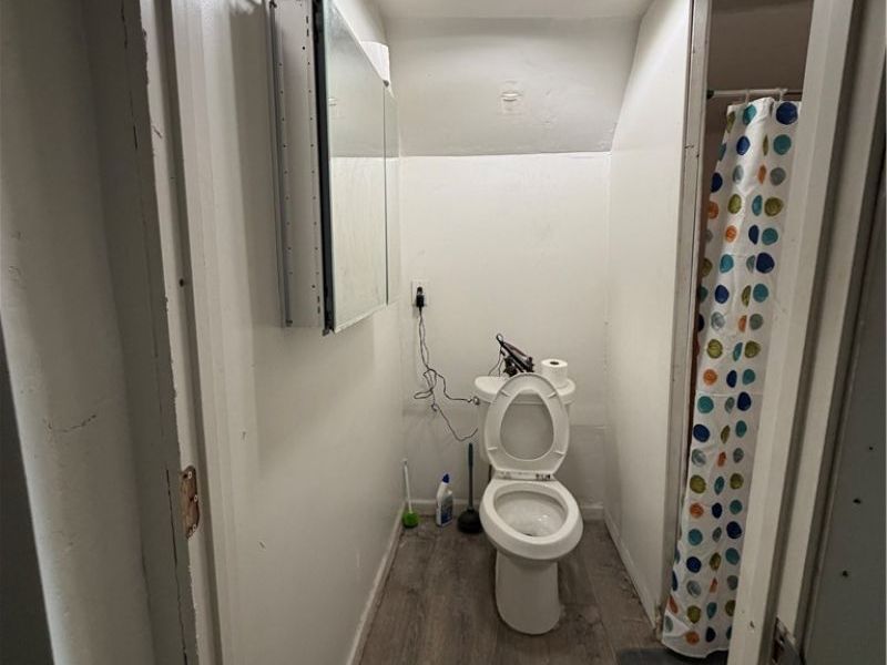 882 Eddy Road, Cleveland, OH 44108 Photo 2