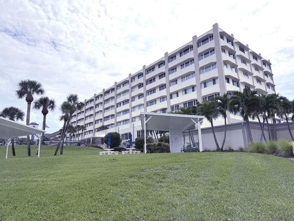 100 BLUFF VIEW DRIVE, Unit 317A, BELLEAIR BLUFFS, FL 33770