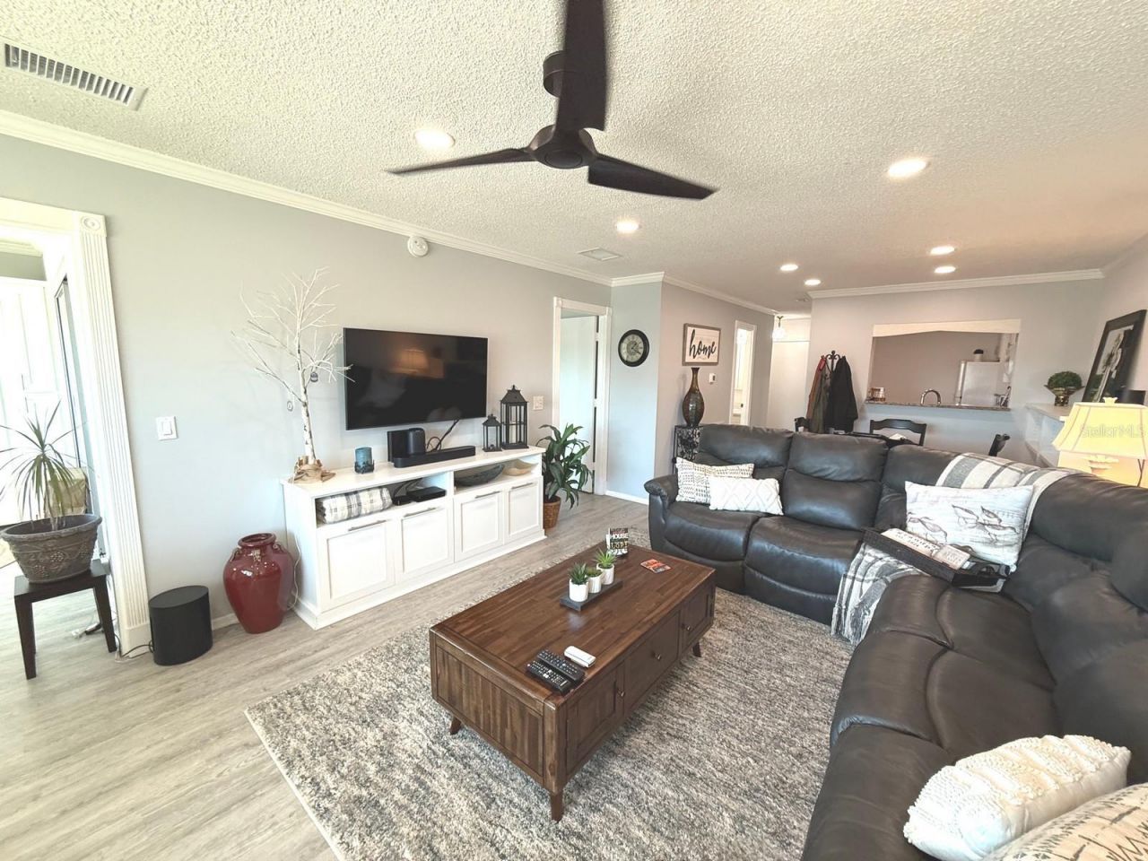 100 Bluff View Drive, Unit 317A, Belleair Bluffs, FL 33770 Photo