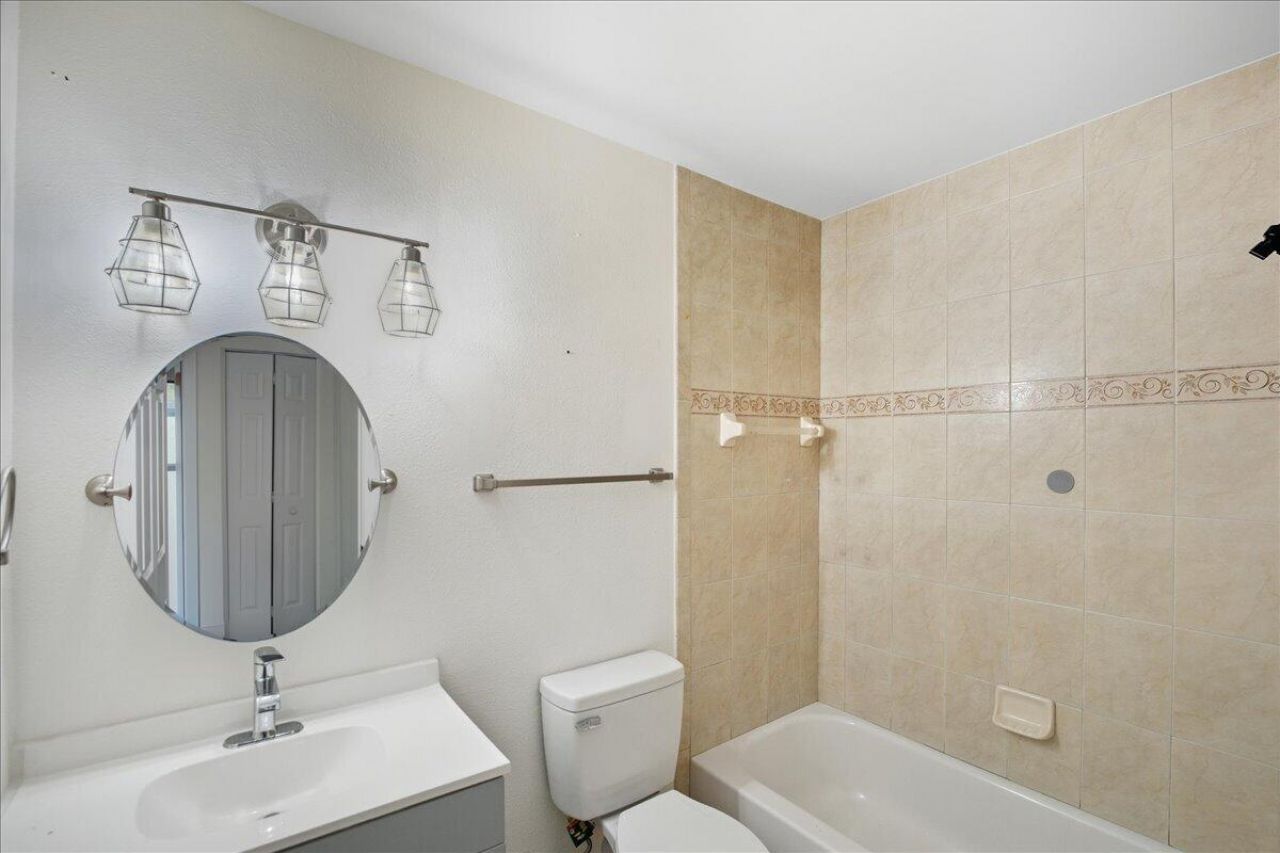 2080 SE Triumph Road, Port Saint Lucie, FL 34952 Photo