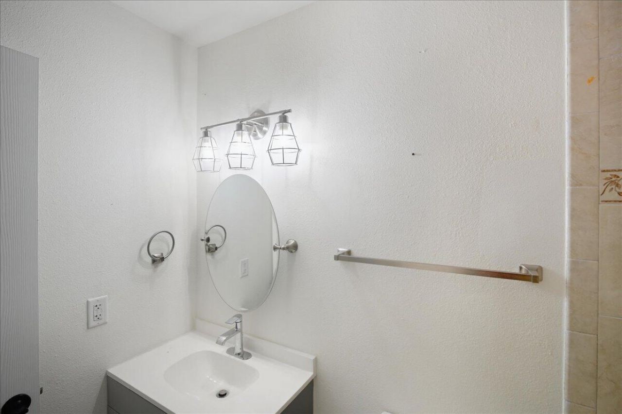 2080 SE Triumph Road, Port Saint Lucie, FL 34952 Photo