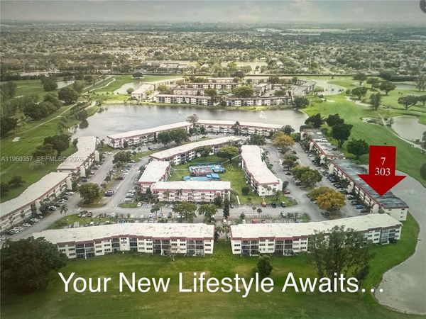 9300 N Hollybrook Lake Dr, Unit 303, Pembroke Pines, FL 33025