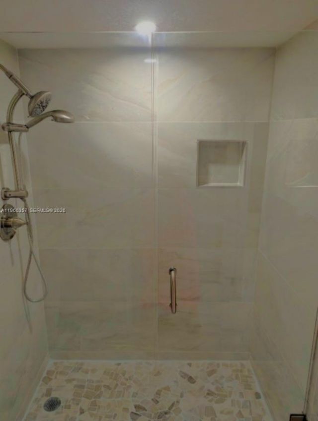 9300 N Hollybrook Lake Dr, Unit 303, Pembroke Pines, FL 33025 Photo