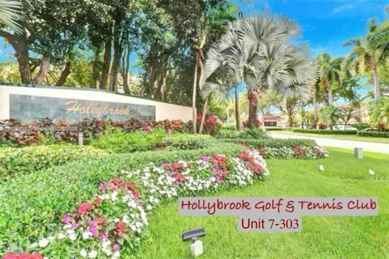9300 N Hollybrook Lake Dr, Unit 303, Pembroke Pines, FL 33025 Photo