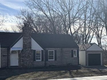 609 NE 42nd Street, Kansas City, MO 64116