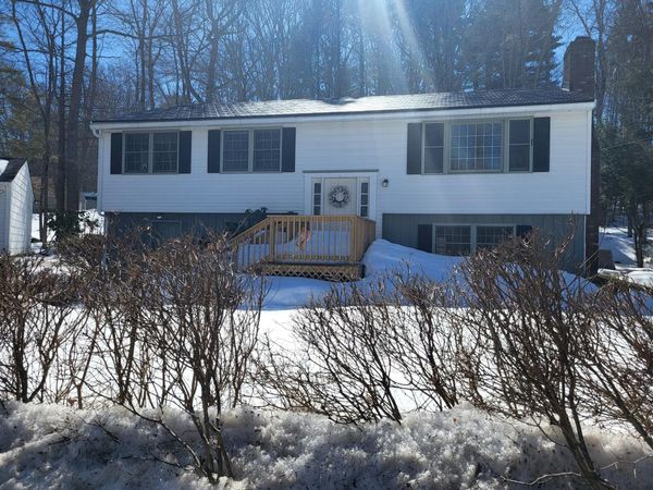 31 Clay Hill Road, York, ME 03902