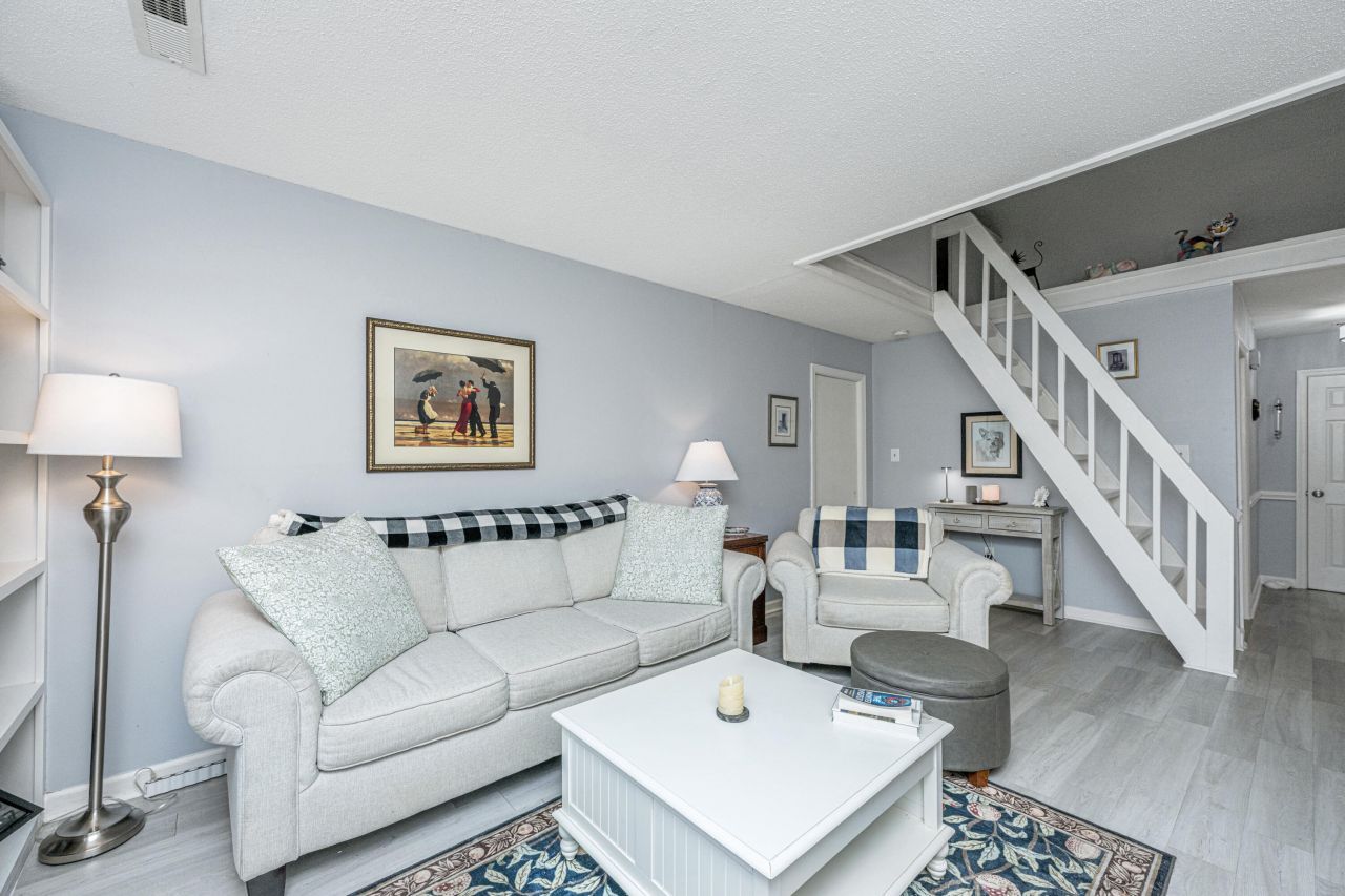 2223 Glendale Drive Photo 12