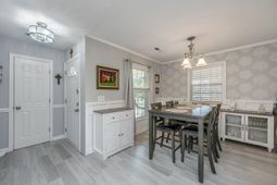 2223 Glendale Drive photo 4