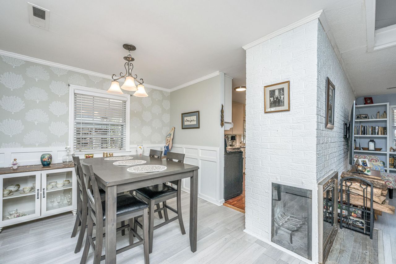 2223 Glendale Drive Photo 8